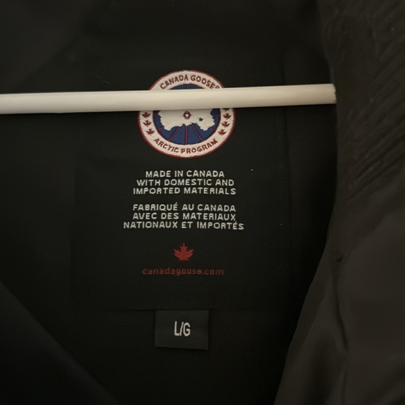 Men’s Canada goose jacket - Picture 3 of 5